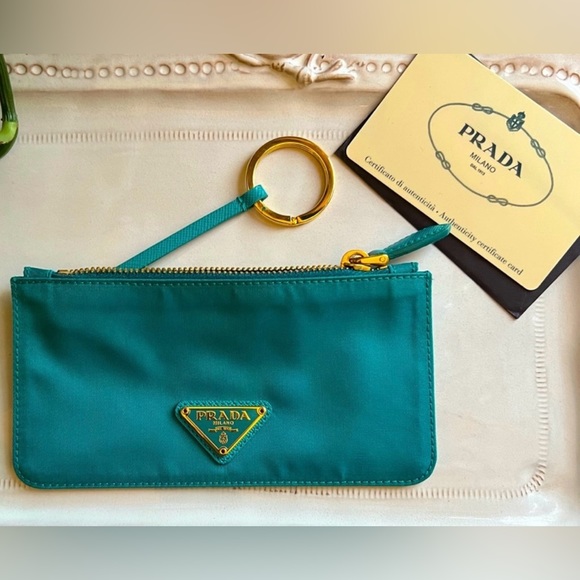 PRADA Tessuto Nylon coin pouch Keyring . Gold logo. Emerald color .Good - Picture 10 of 12